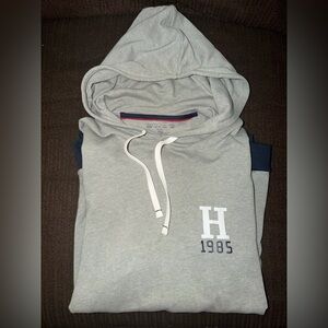Tommy Hilfiger Gray Hoodie with White and Blue Details